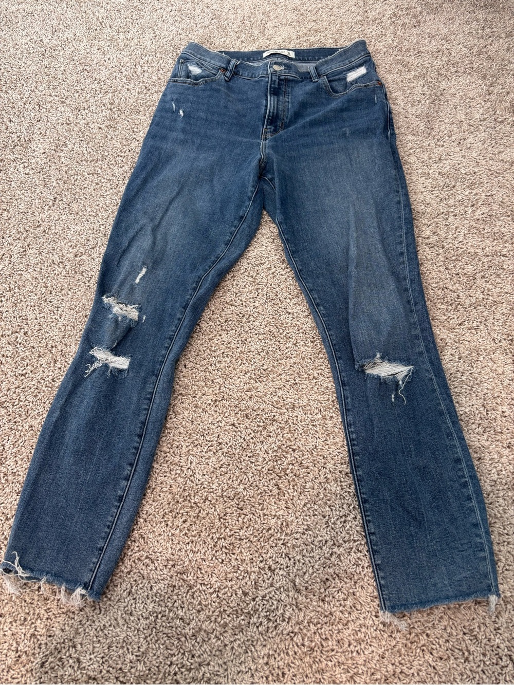 Abercrombie & Fitch Distressed Dark Blue Skinny Jeans